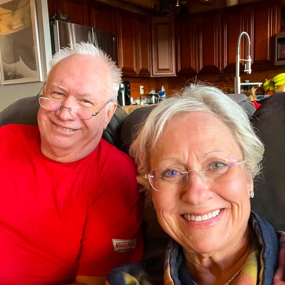 Meet your Posher, Jill - Picture 2 of 2